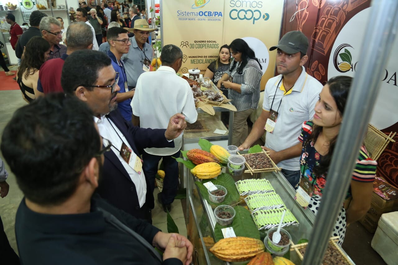 Cooperativas comemoram estreia no 6º Chocolat Festival