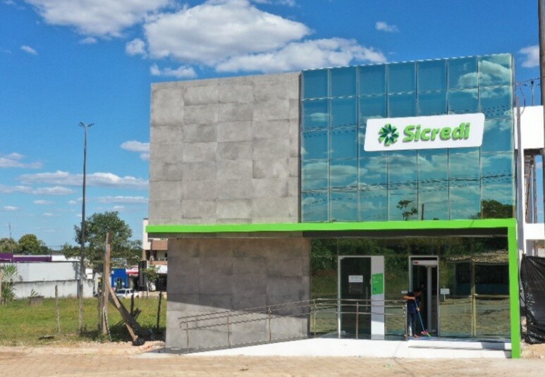 Sicredi inaugura agência em Água Azul do Norte