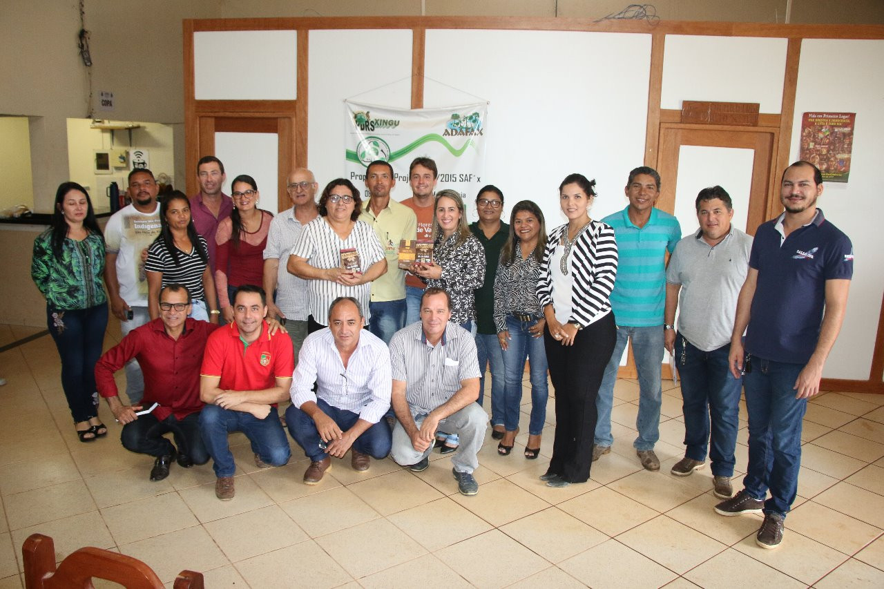 CAMPPAX negocia participação na Merenda escolar em São Félix