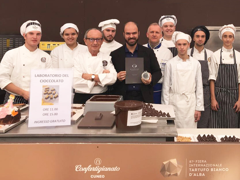 Chocolate que usa produção de cooperativas faz sucesso na Itália