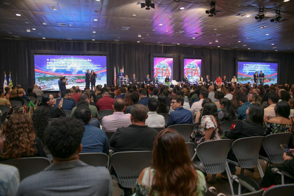 Sistema OCB/PA marca presença na abertura do XVII Fórum Internacional de Administração 2022